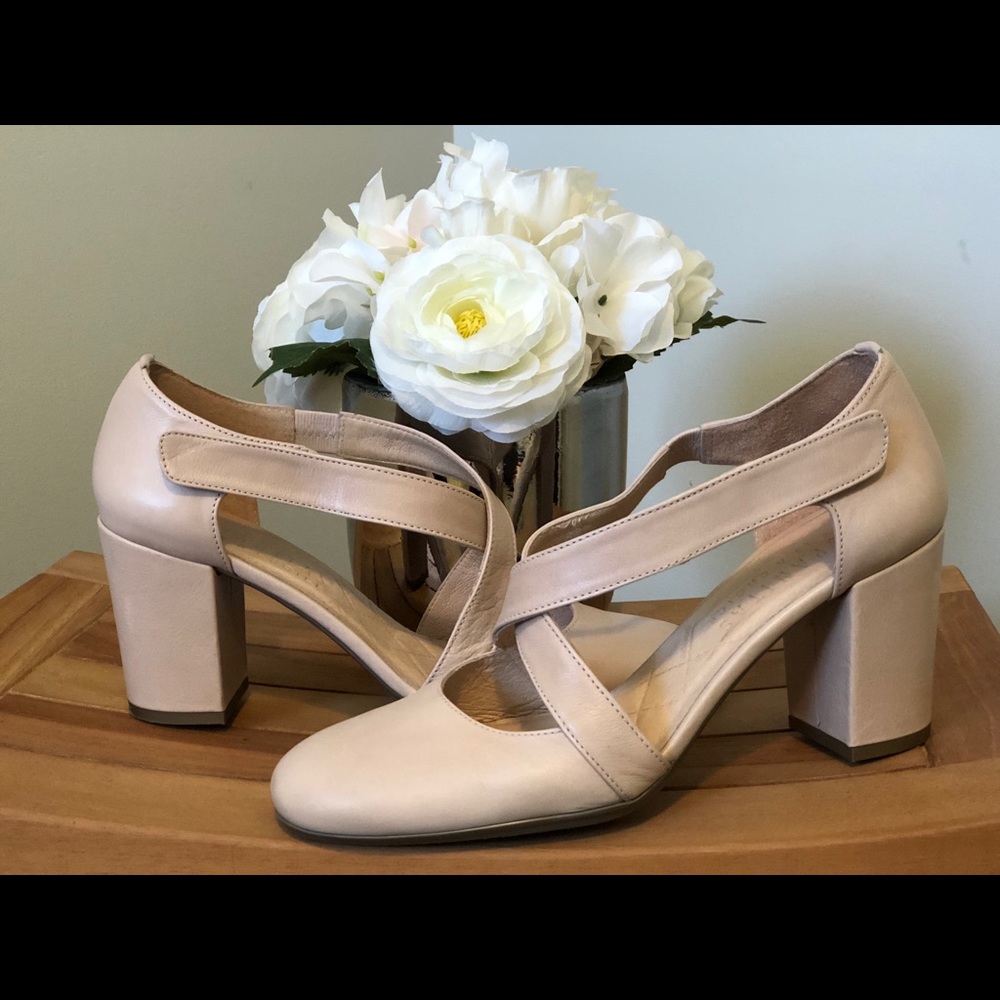 Hispanitas heels